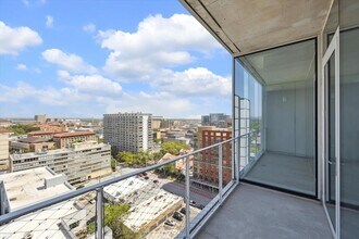313 W 17th St in Austin, TX - Building Photo - Building Photo