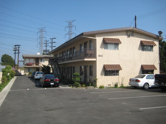6110 Vineland Ave, Unit 1 in North Hollywood, CA - Foto de edificio - Building Photo