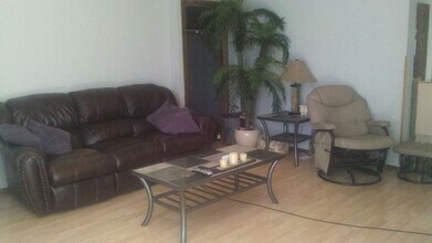 808 Coleman St in Chippewa Falls, WI - Building Photo - Building Photo