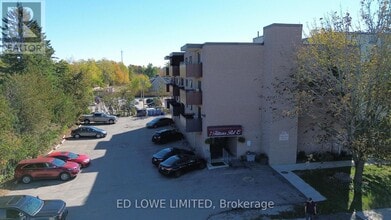 7 Fittons Rd E in Orillia, ON - Building Photo - Building Photo