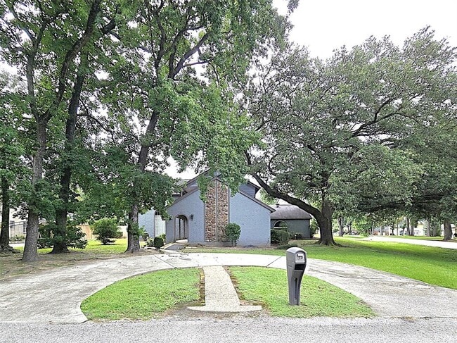 property at 560 Brandon Rd