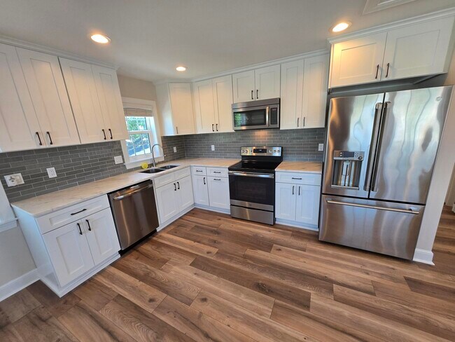 2495 13th Ave N, Unit 1/2 in St. Petersburg, FL - Building Photo - Building Photo