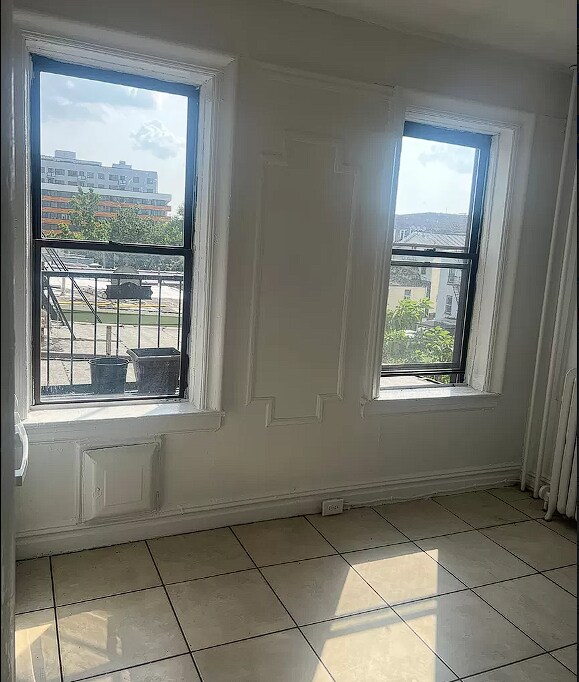 105 Clifton Pl in Jersey City, NJ - Building Photo - Building Photo