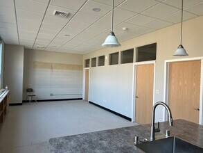3776 E Hammond Ave in Cudahy, WI - Building Photo - Building Photo