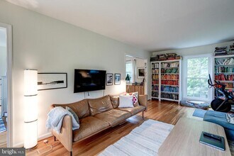7525 Cayuga Ave in Bethesda, MD - Building Photo - Building Photo
