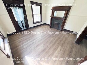 124 Wroe Ave in Dayton, OH - Building Photo - Building Photo