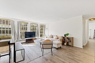 1451 E 55th St in Chicago, IL - Building Photo - Building Photo
