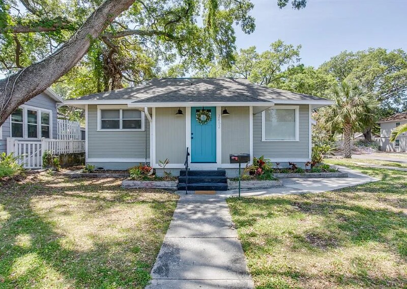 2862 2nd Ave S-Unit -1 in St. Petersburg, FL - Building Photo