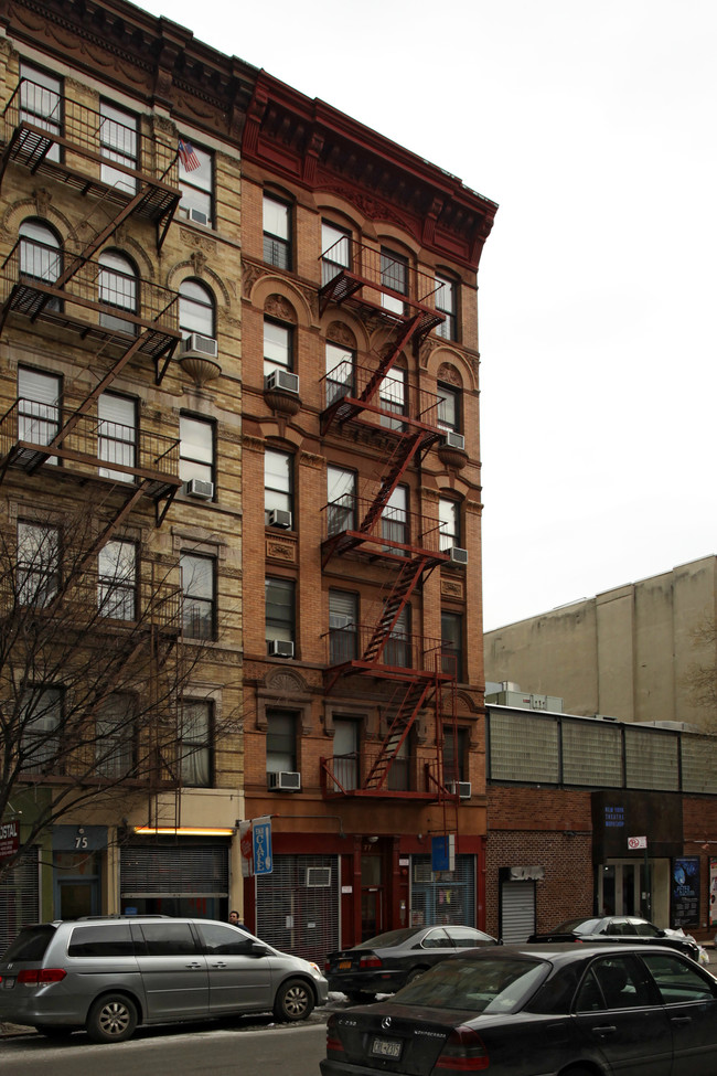 77 E 4th St in New York, NY - Building Photo - Building Photo