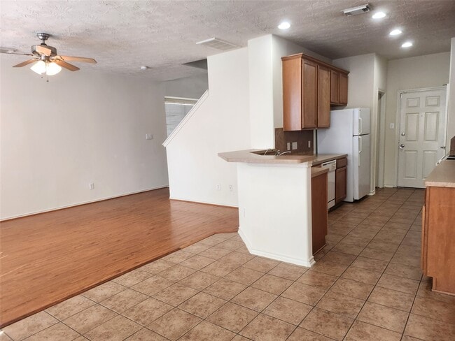 11509 Hackmatack Way in Houston, TX - Building Photo - Building Photo