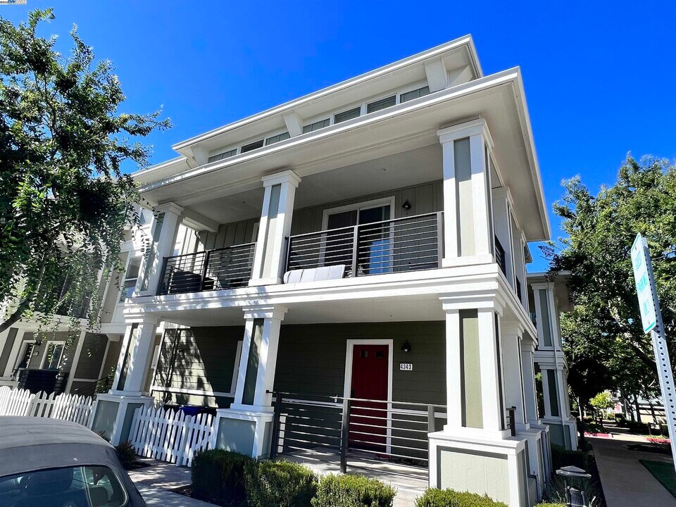 4331 Westerly Common in Fremont, CA - Building Photo