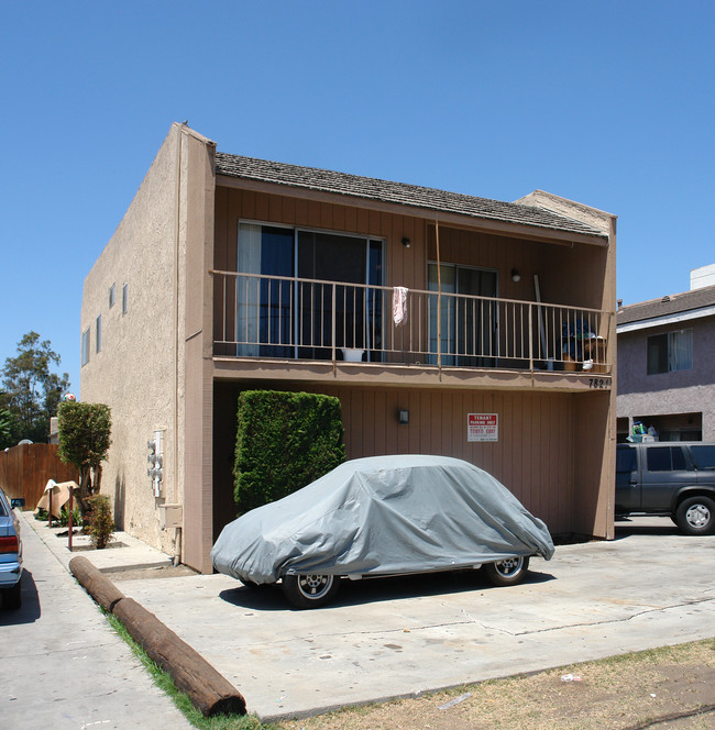 7821 Sycamore Ave in Huntington Beach, CA - Building Photo - Building Photo