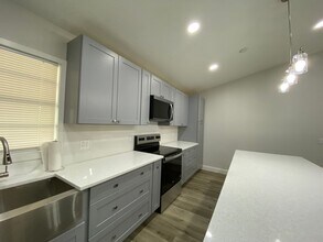 1138 Abagail Dr in Deltona, FL - Building Photo - Building Photo