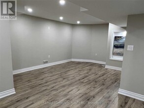 37 Purdue Ave in Ajax, ON - Building Photo - Building Photo