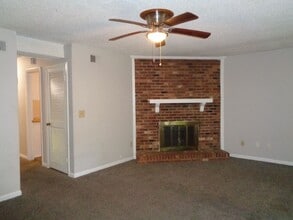 2634 Tantelon Pl in Winston-Salem, NC - Building Photo - Building Photo