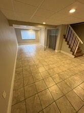 827 Glendale Ave, Unit C in South Charleston, WV - Foto de edificio - Building Photo