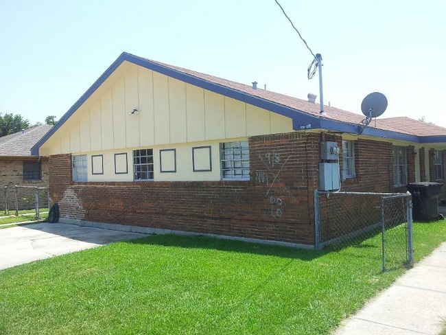 property at 7820 Dorsett Dr