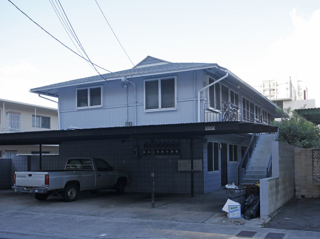 1218 Makaloa St in Honolulu, HI - Building Photo - Building Photo