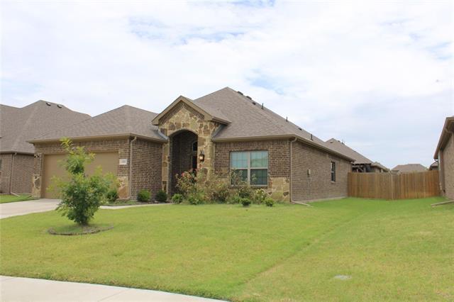688 Navasota Dr in Crandall, TX - Foto de edificio - Building Photo