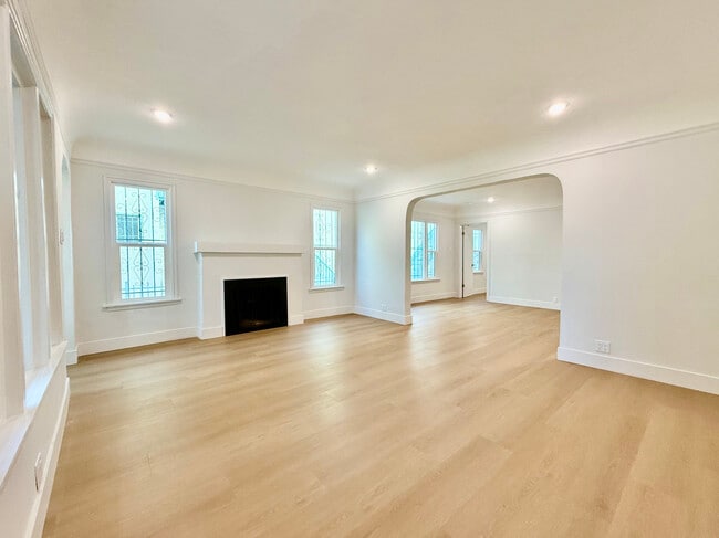 property at 1221 West Blvd