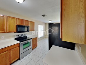 317 Morning Creek Cir in Apopka, FL - Building Photo - Building Photo