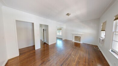 4302 Garthwaite in Los Angeles, CA - Building Photo - Interior Photo