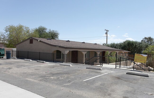 66061 3rd St in Desert Hot Springs, CA - Building Photo - Building Photo