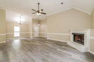 2378 Kindlewood Dr in Southaven, MS - Building Photo - Building Photo