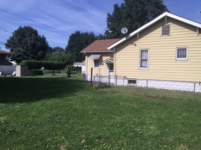 2937 Iowa St in Granite City, IL - Foto de edificio - Building Photo