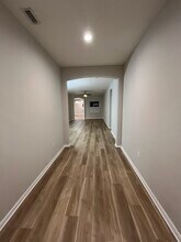 5676 Elsinore Way in Lakeland, FL - Building Photo - Building Photo