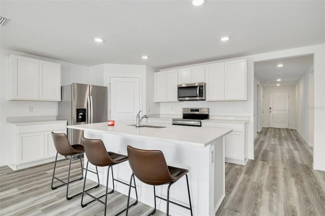 803 Ace Outlaw Ave in Ruskin, FL - Building Photo - Building Photo