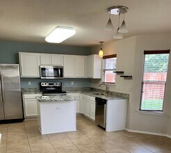 10219 Roseangel Ln in Helotes, TX - Building Photo - Building Photo