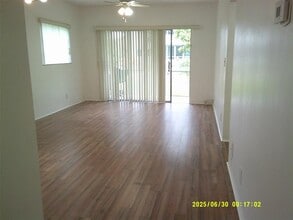5800 Margate Blvd in Margate, FL - Building Photo - Building Photo