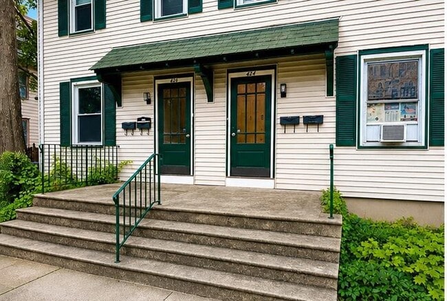 property at 424 Lippincott Ave