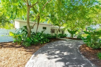 520 NE 50th Terrace in Miami, FL - Building Photo - Building Photo
