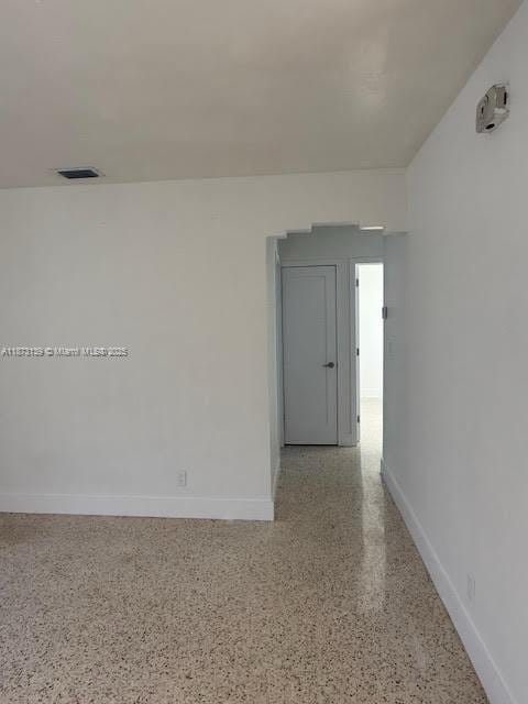 27 NW 48th Pl in Miami, FL - Building Photo - Building Photo