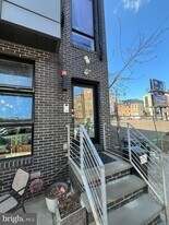 926 N 15th St in Philadelphia, PA - Building Photo