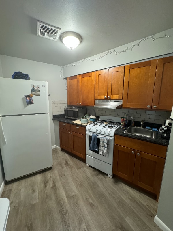 property at 3741 Lancaster Ave