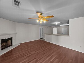 2118 Wagon Wheel Trail in Corinth, TX - Building Photo - Building Photo