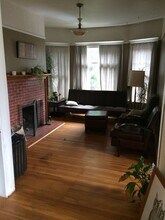 3001 SE Ankeny St in Portland, OR - Building Photo - Building Photo