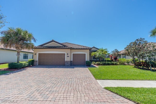 3984 Treasure Cove Cir in Naples, FL - Building Photo - Building Photo