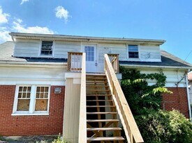 746 Summit Ave in Hagerstown, MD - Building Photo