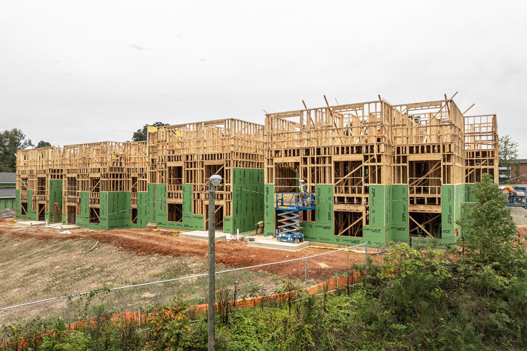 700 W 44th St in Richmond, VA - Foto de edificio