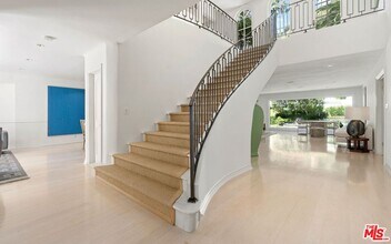 1241 Stone Canyon Rd in Los Angeles, CA - Building Photo - Building Photo