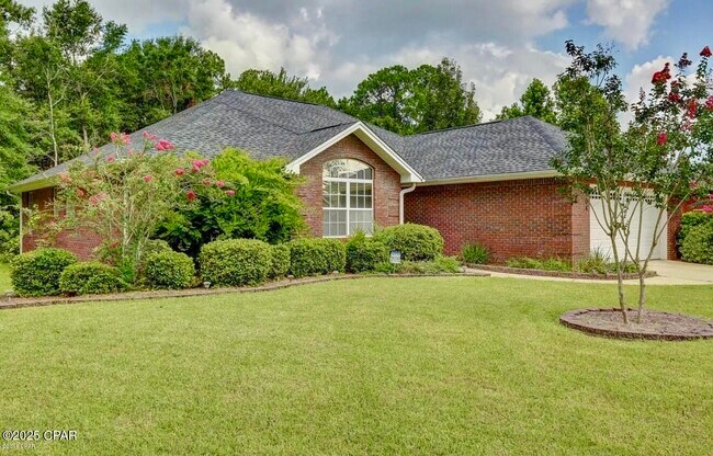 2406 Dragonfly Ln in Panama City, FL - Building Photo - Building Photo