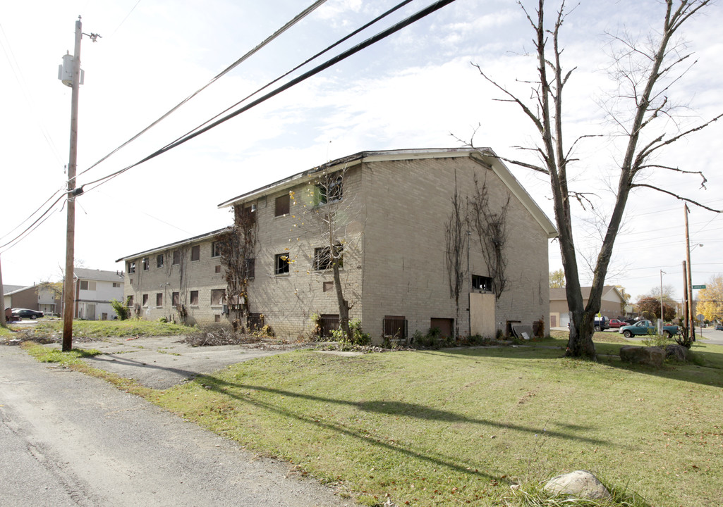 1765 Joyce Ave in Columbus, OH - Foto de edificio