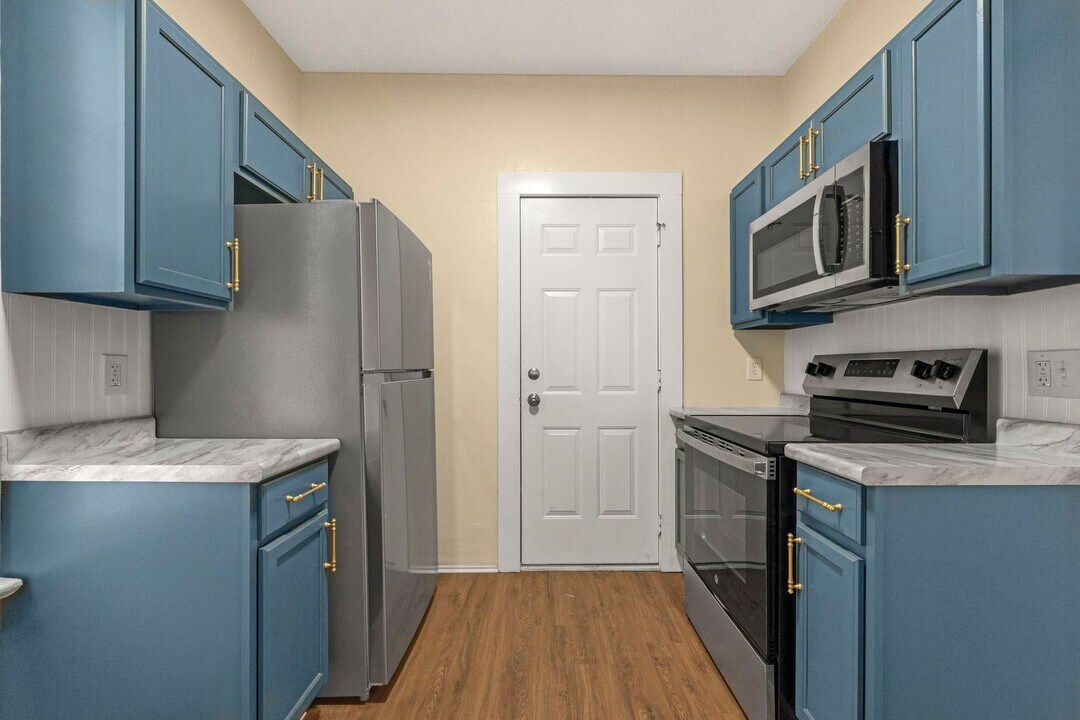 918 W Jefferson Blvd in Fort Wayne, IN - Building Photo
