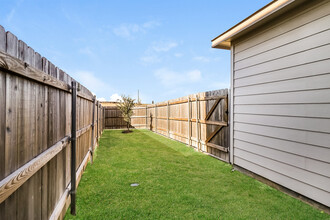 5216 Applegate Dr in Fort Worth, TX - Building Photo - Building Photo