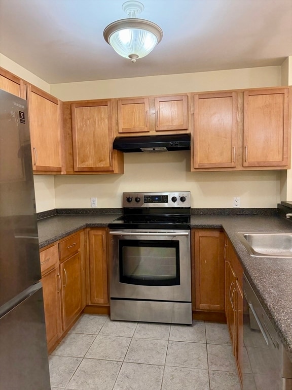 75 Walnut St in Peabody, MA - Building Photo - Building Photo