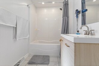 17 Diana St in Plains, PA - Foto de edificio - Building Photo